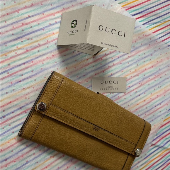 Gucci Brown Leather Wallet - Picture 7 of 14